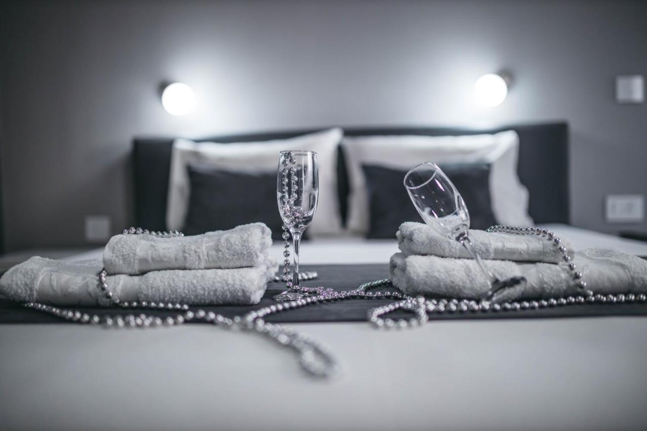 King Exclusive Suites Ni Buitenkant foto