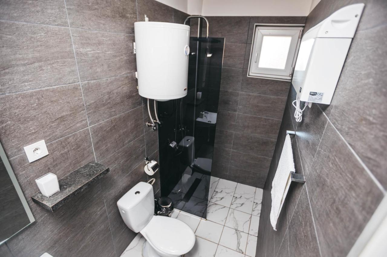 King Exclusive Suites Ni Buitenkant foto